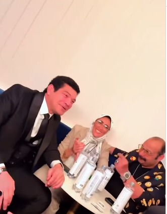 تامر حسني وصناع فيلم ريستارت يحتفلون بالعرض الخاص في السعودية