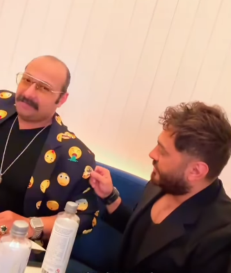 تامر حسني وصناع فيلم ريستارت يحتفلون بالعرض الخاص في السعودية