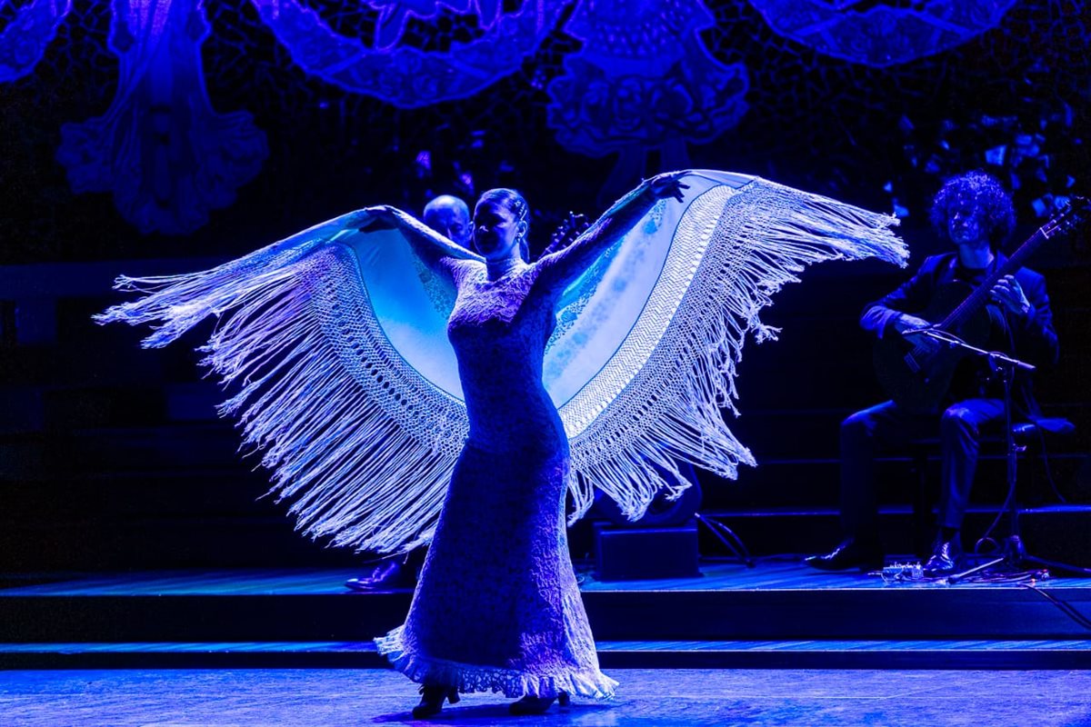 أول مرة.. ثلاثى جيتار برشلونة العالمية تشعل ليالى القاهرة