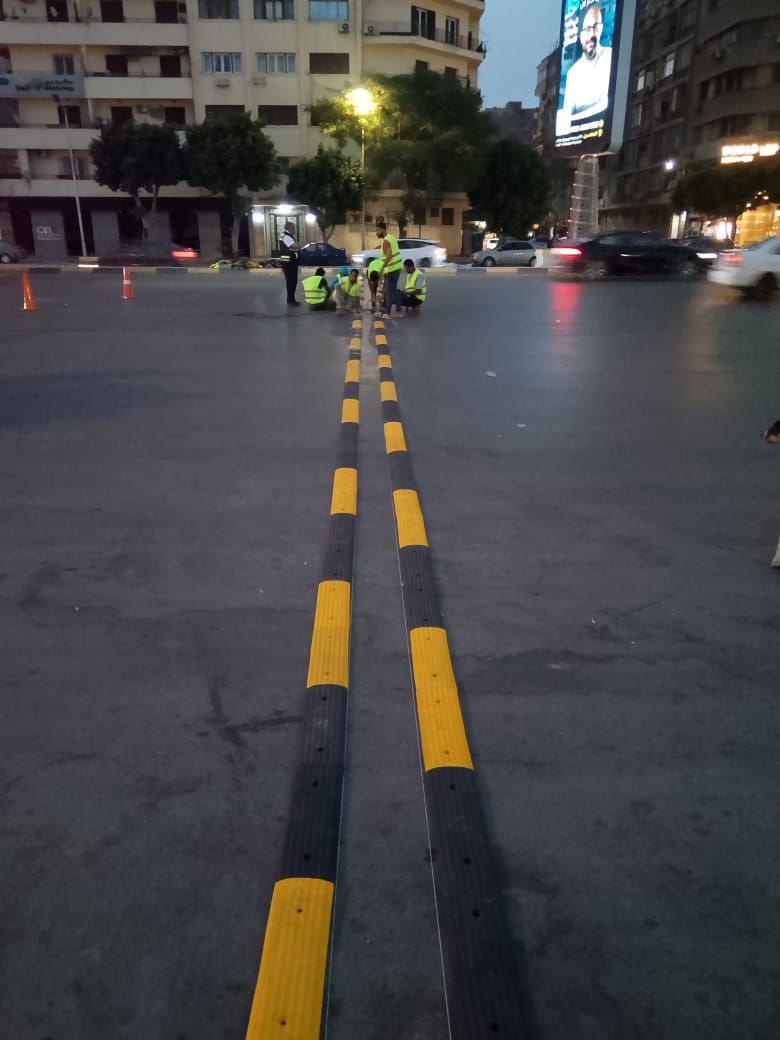 مطبّات تهدئة بعدد من النقاط بشارع جامعة الدول العربية