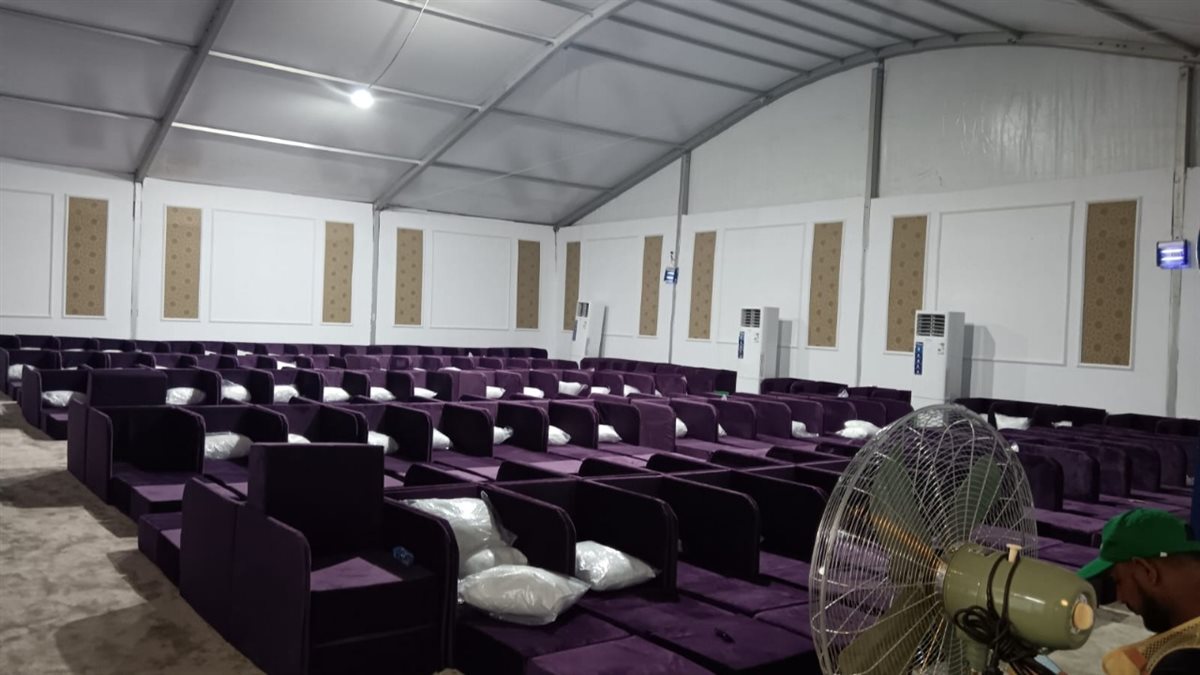 جانب من التجهيزات