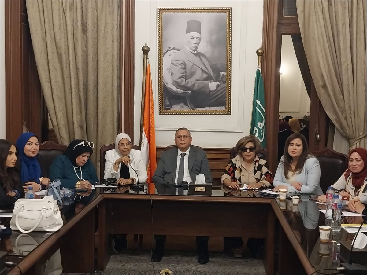  اجتماع يمامة مع لجان المرأة بالمحافظات واللجنة النوعية للمرأة