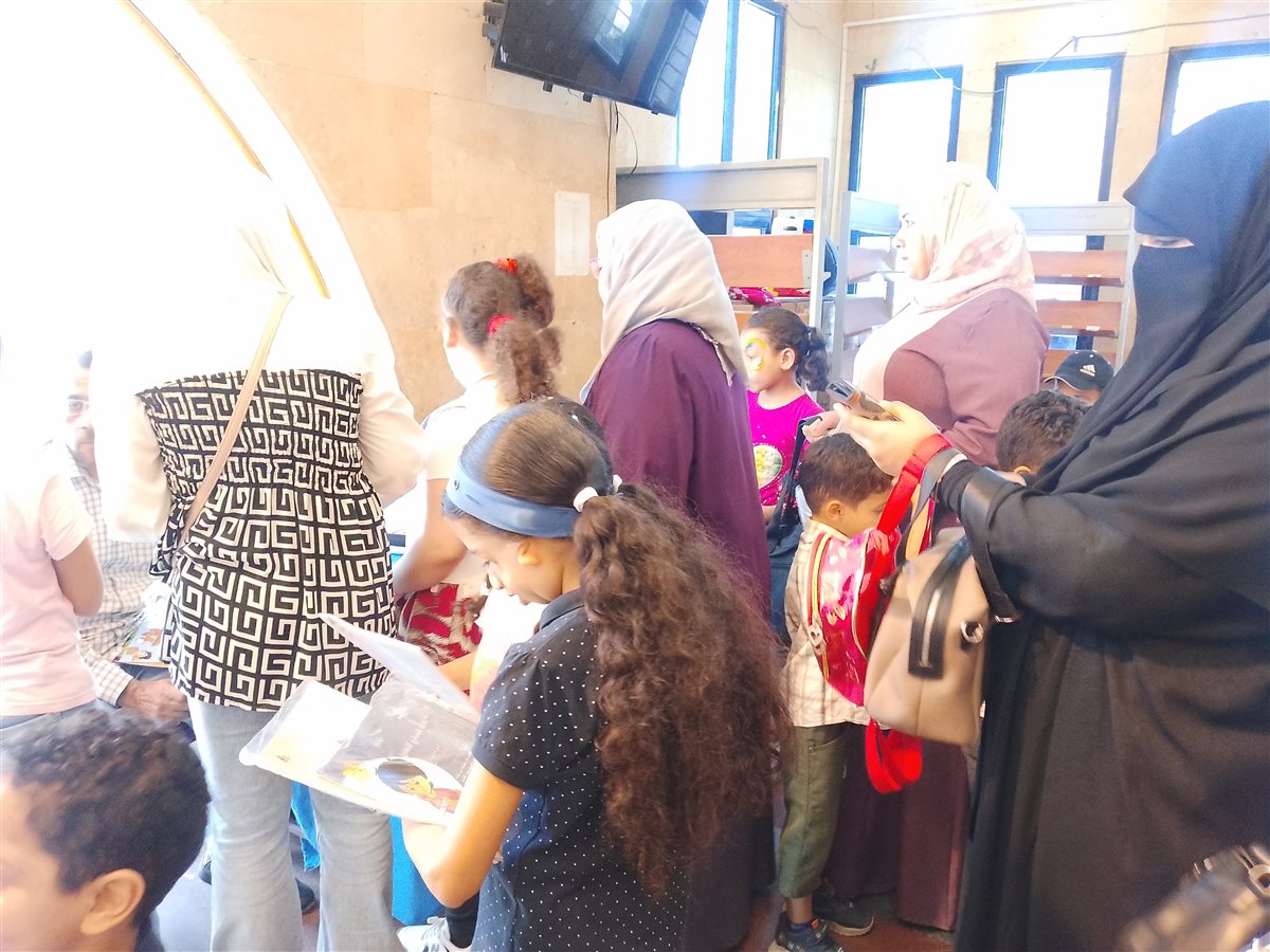 إقبال على معرض الكتاب بالدقهلية