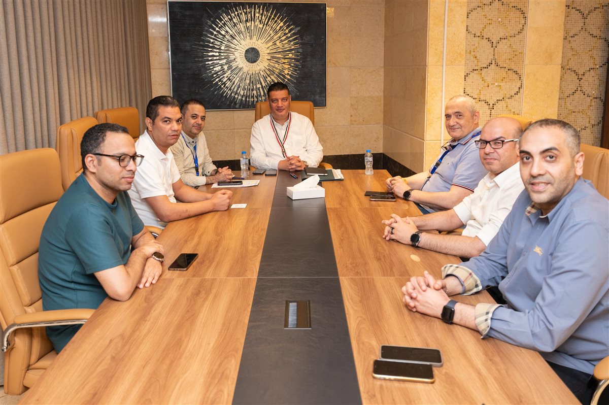 بعثة حج الجمعيات الأهلية تجري معاينة ميدانية لمخيمات الحجاج في عرفات ومنى