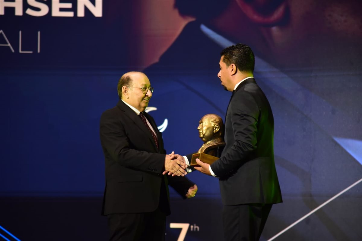 لقطات من حفل توزيع جوائز مهرجان الهلال الذهبي بالعراق