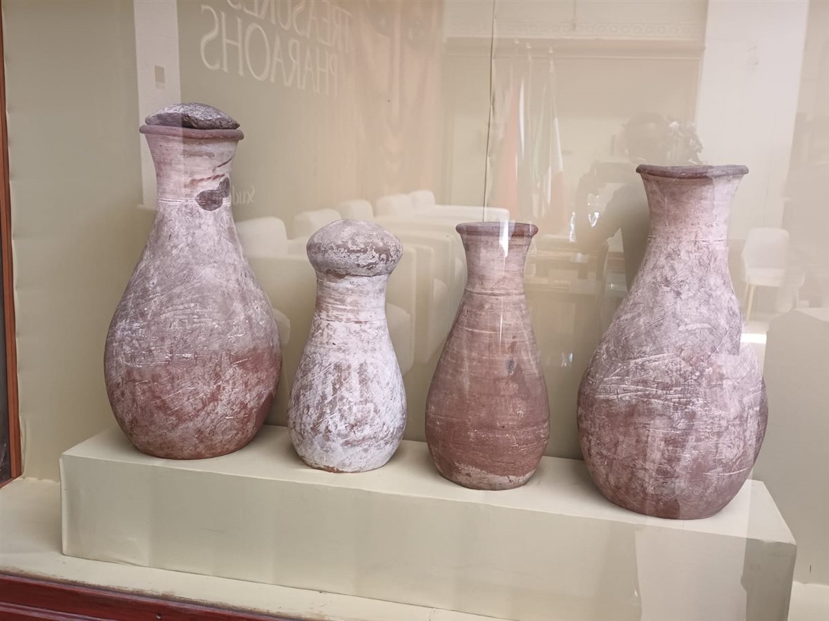 معرض كنوز الفراعنة بروما يضم 130 قطعة أثرية مختارة من متحفي المصري بالتحرير والأقصر