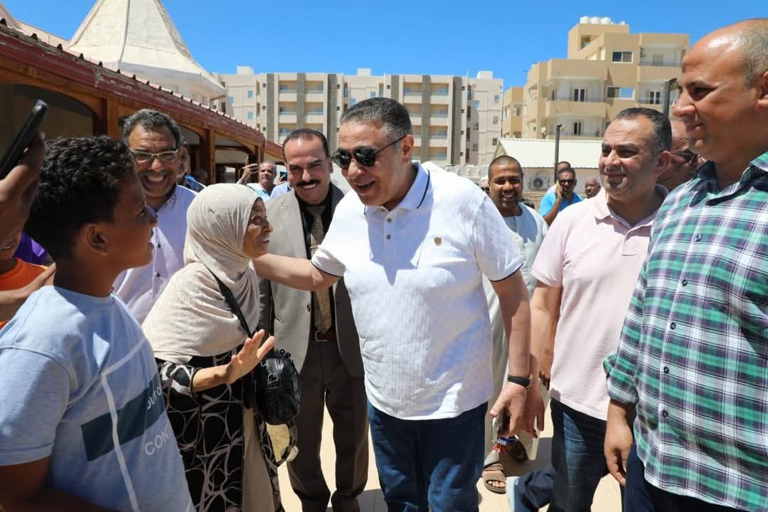 محافظ البحر الأحمر يودع بعثة الحج 