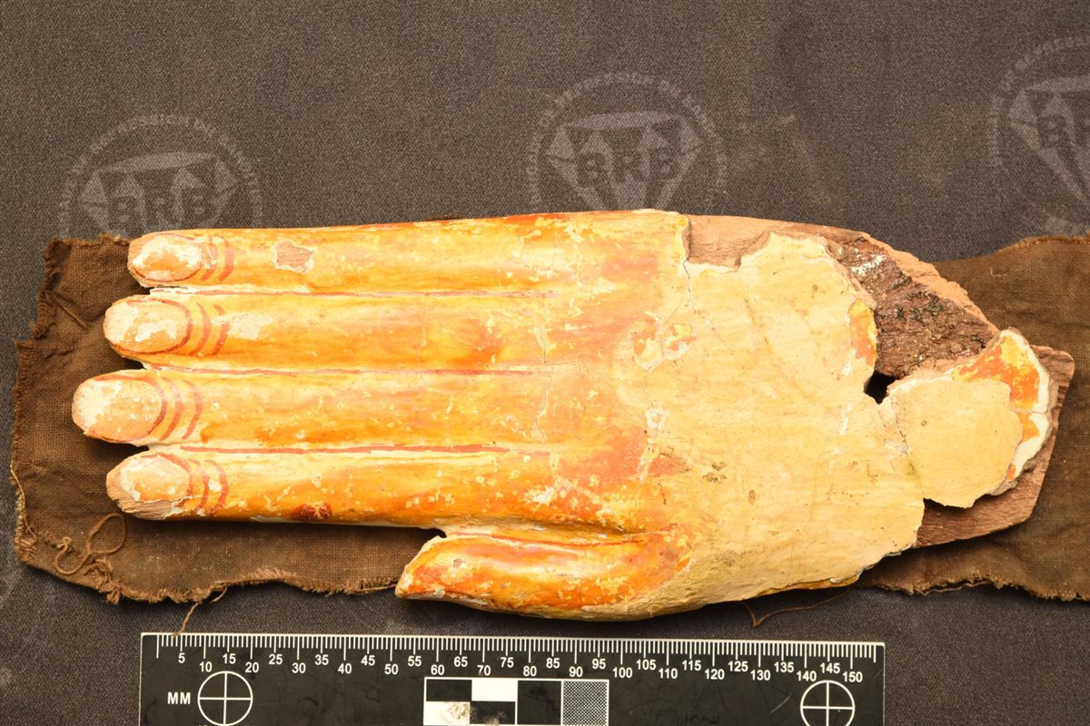 وزارة السياحة والآثار تتسلّم سبع قطع أثرية مستردة من فرنسا