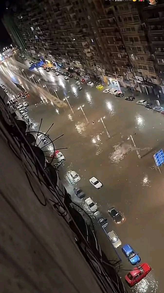 غرق الشوارع