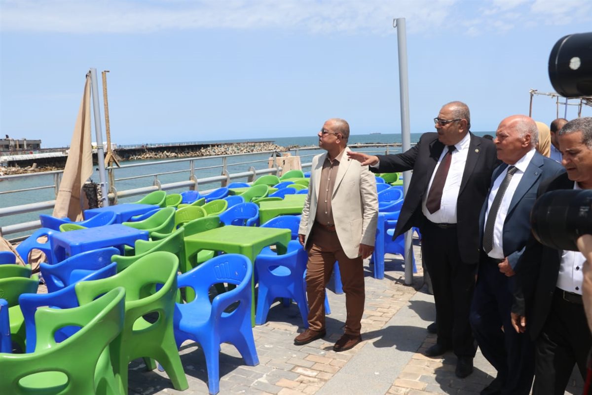 الزناتي يتفقد تلفيات نادي المعلمين بالإسكندرية بعد العاصفة الرعدية