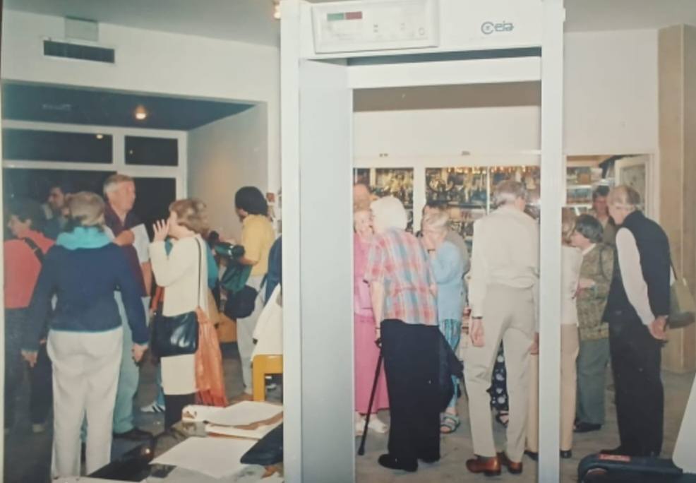 صورة أرشيفية لأحد أوائل الوفود الأجنبية