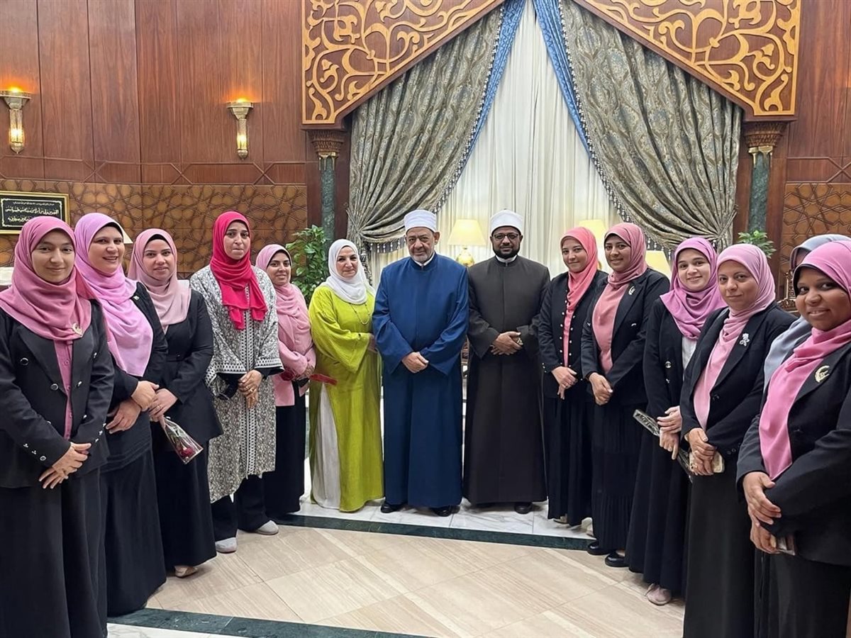  الإمام الأكبر يلتقي بوعاظ وواعظات الأزهر 