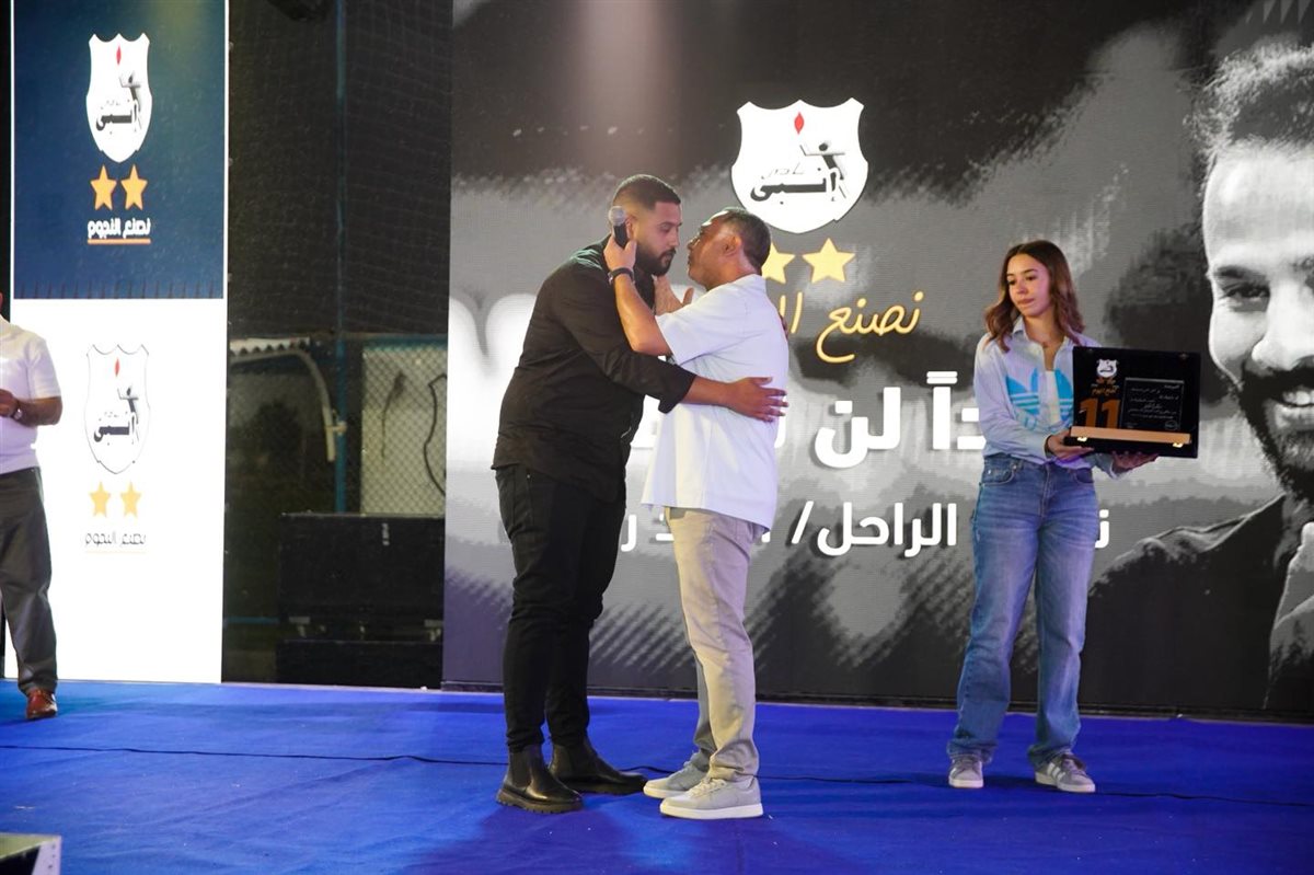 تكريم أسرة الراحل أحمد رفعت