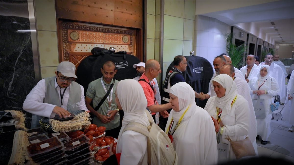 بعثة أسر شهداء الشرطة تغادر مطار القاهرة متوجهة إلى الأراضى المقدسة لأداء فريضة الحج<br> 