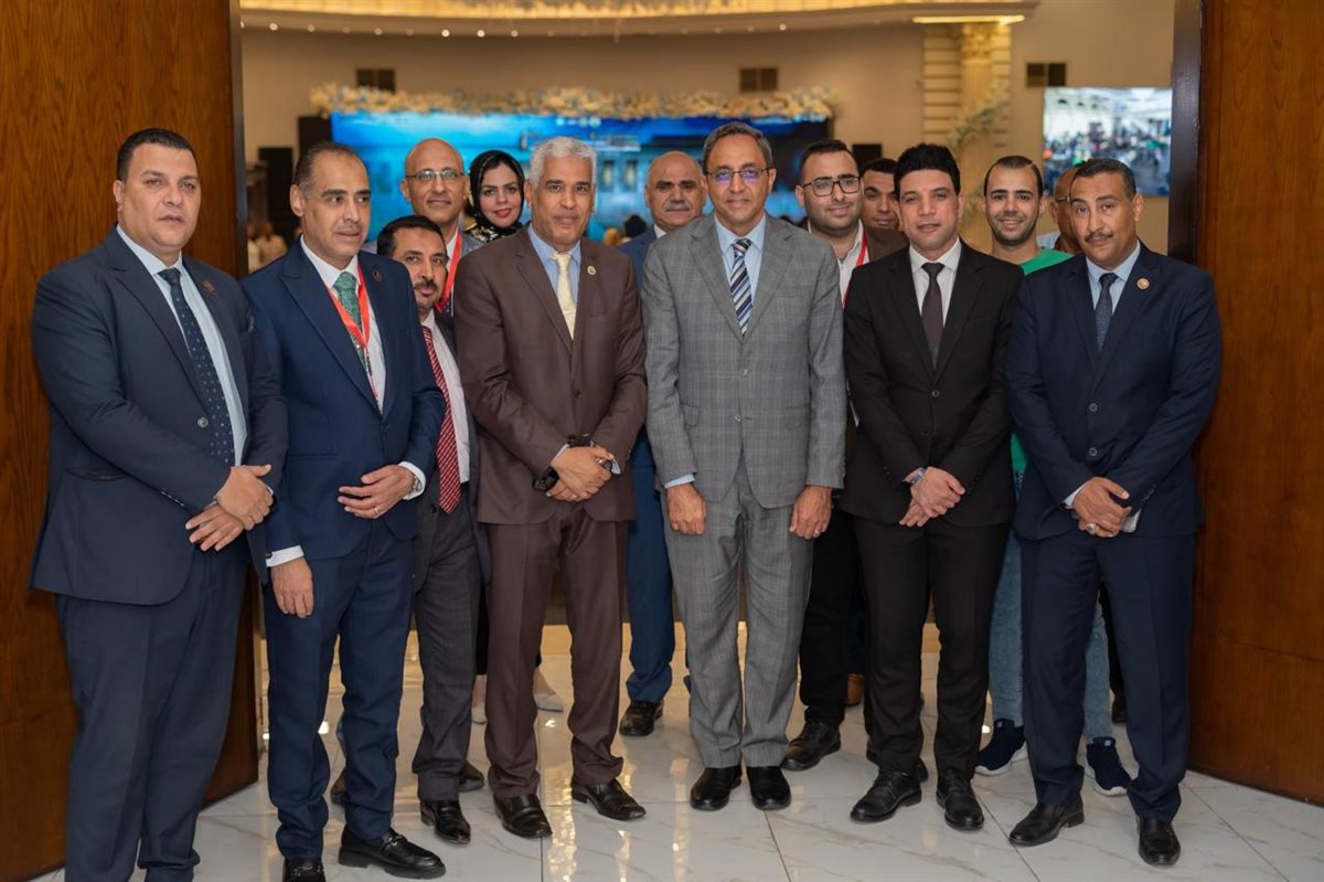 نائب محافظ سوهاج يشارك في المؤتمر الـ 7 للصيادلة المصريين