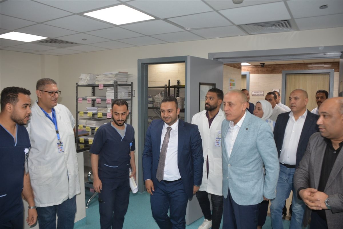 محافظ الأقصر يتفقد مستشفى الكرنك