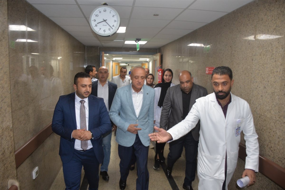 محافظ الأقصر يتفقد مستشفى الكرنك