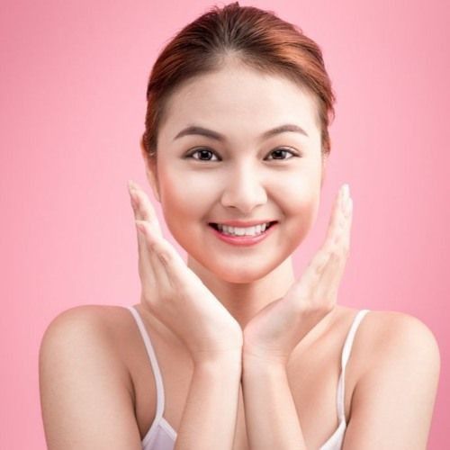 كيف أبيض وجهي قبل العيد؟