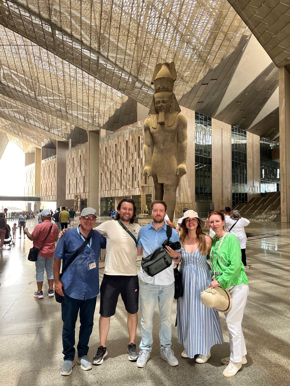 الوفد في المتحف المصري الكبير