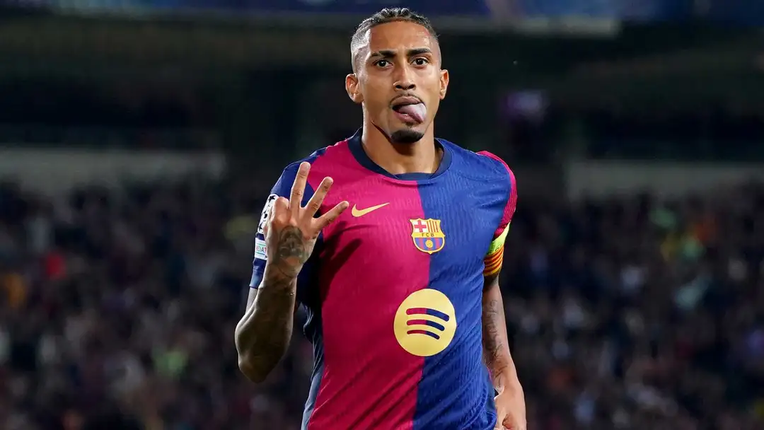 <strong>البرازيلي رافينيا لاعب برشلونة الإسباني</strong>