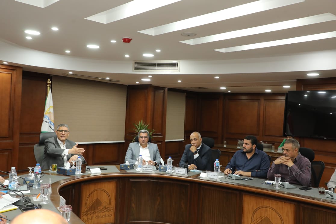 اجتماع محافظ الجيزة