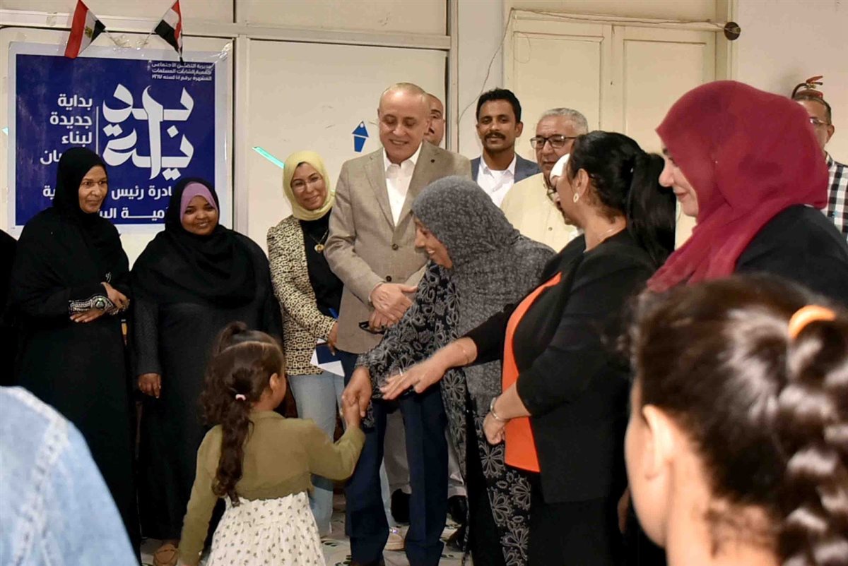 محافظ الأقصر والاهتمام بالايتام في العيد