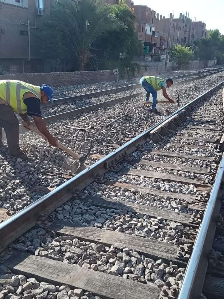 جانب من أعمال الصيانة