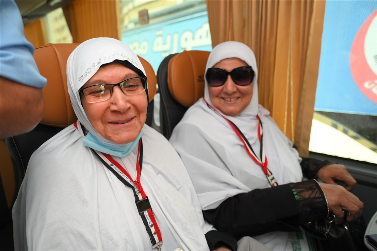 حجاج الجمعيات الأهلية