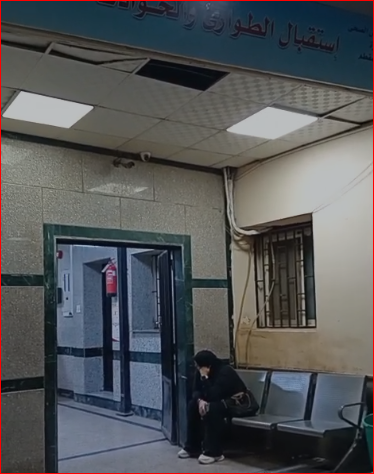 أسرة مريضة تشكو غياب بعض الأطباء بمستشفى المقطم ليلة عيد الأضحى