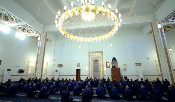 العفو عن 2215 من نزلاء مراكز الإصلاح والتأهيل (1)