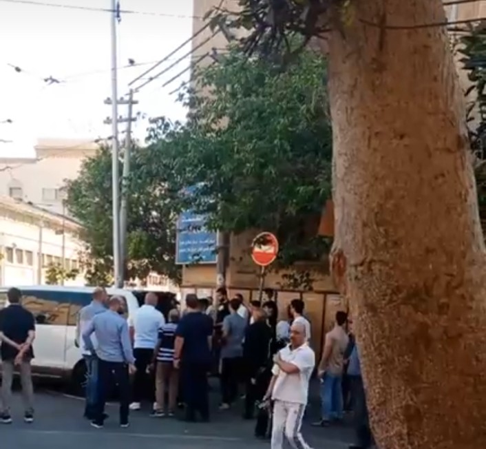 لقطات من جنازة جدة الفنانة إيمي سالم في الاسكندرية