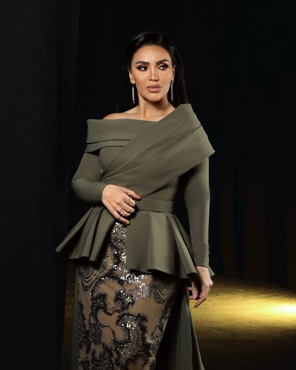 لقطات من الإطلالة الأخيرة للمطربة مي فاروق