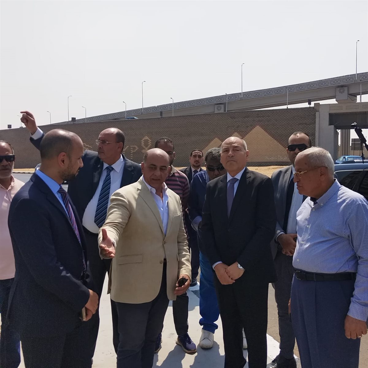 محافظ القاهرة في ميدان النزهة المستدام