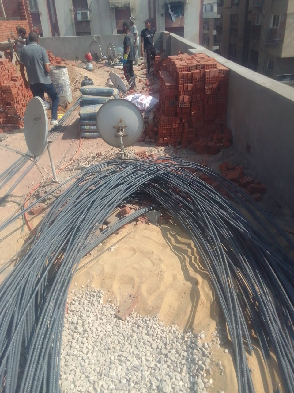   البناء المخالف 