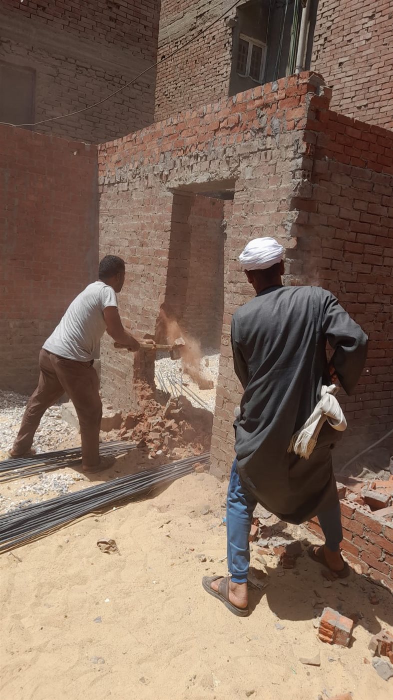   البناء المخالف 