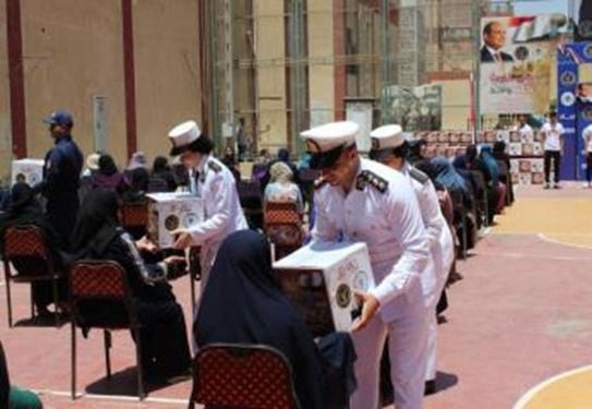 الداخلية نوزع سلع غذائية بالمجان على قاطني المناطق الحضارية (5)