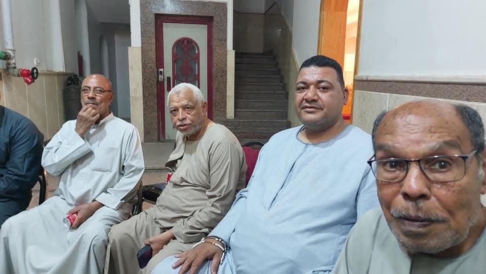 الأهالي يزورون كنيسة إسنا للتضامن