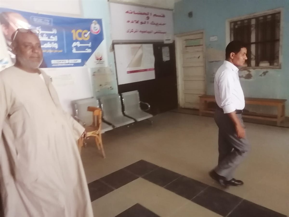 جولة مفاجئة لوكيل وزارة الصحة بالأقصر
