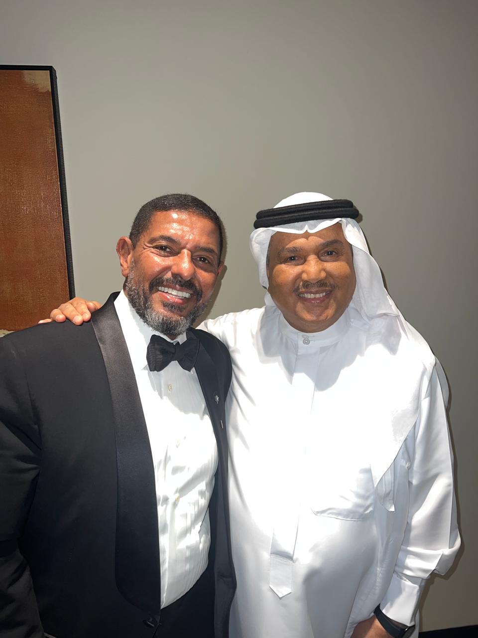 محمد عبده والمايستروا هاني فرحات يتألقان في حفلين بالسعودية وكوكاكولا أرينا دبي