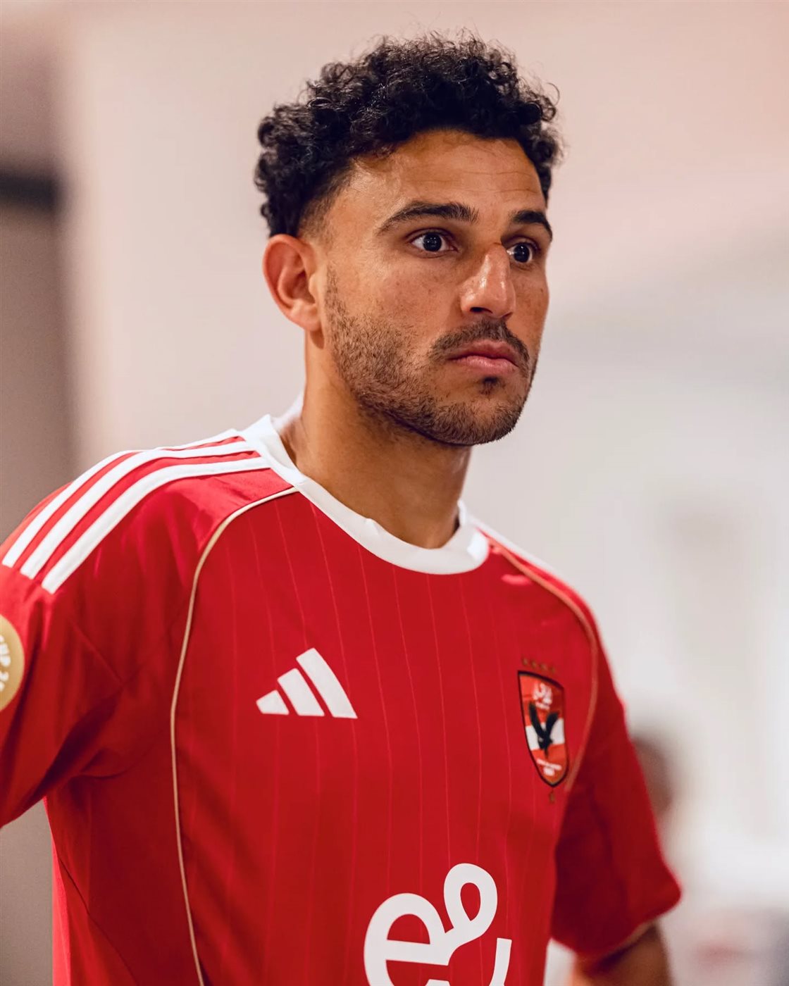 <strong>حمدي فتحي من جلسة تصوير لاعبي الأهلي من جانب فيفا قبل كأس العالم للأندية 2025</strong>