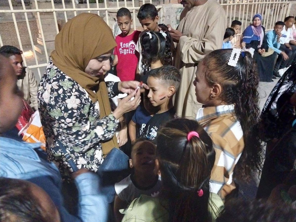 أجواء احتفالية بالعيد بساحة ابو الحجاج