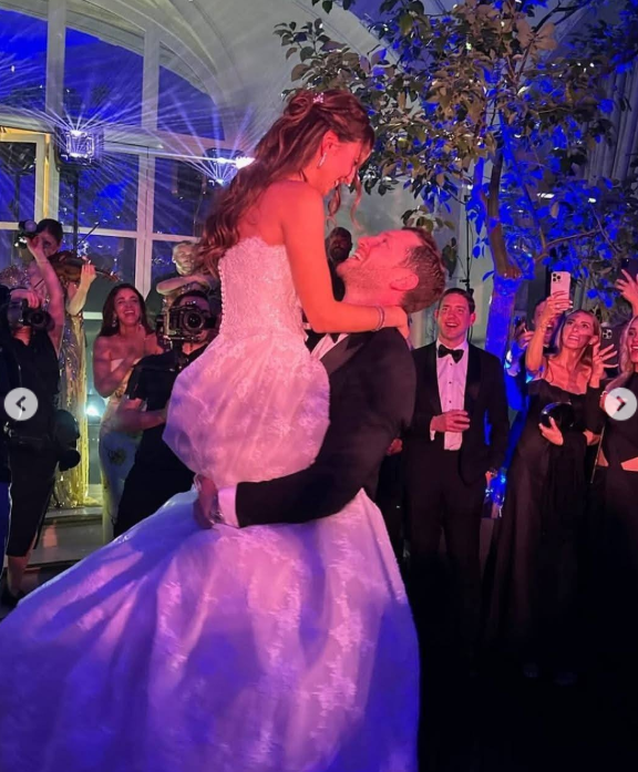 زواج حفيدة شاه إيران