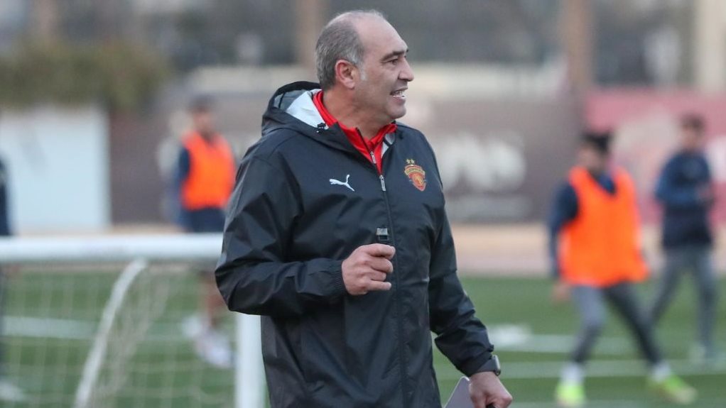 <strong>علي ماهر المدير الفني لفريق سيراميكا كليوباترا</strong>