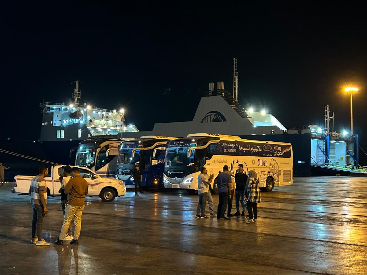 وصول الحجاج إلى ميناء نويبع 