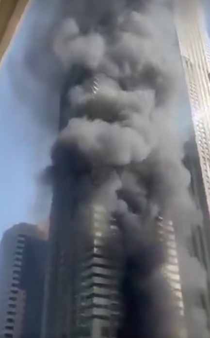 حريق ناطحة سحاب فى دبي