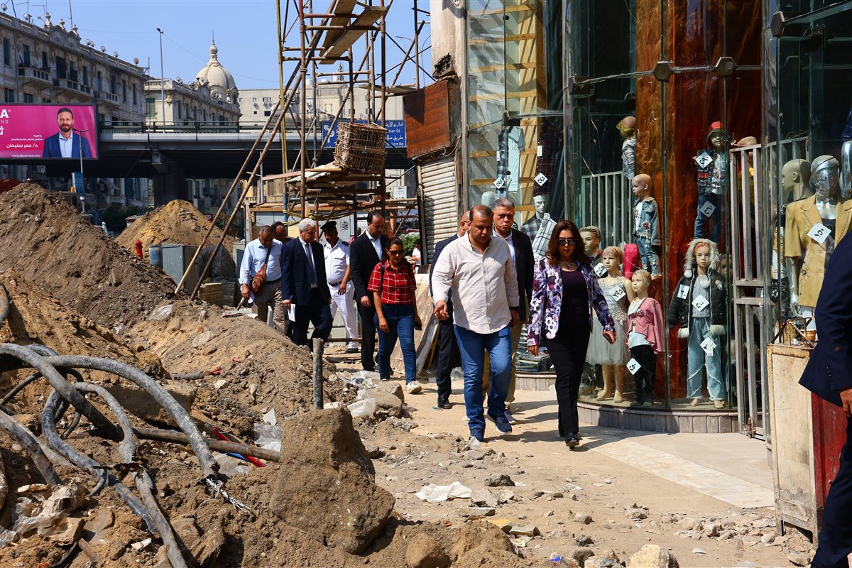 وزيرة التنمية المحلية خلال جولتها