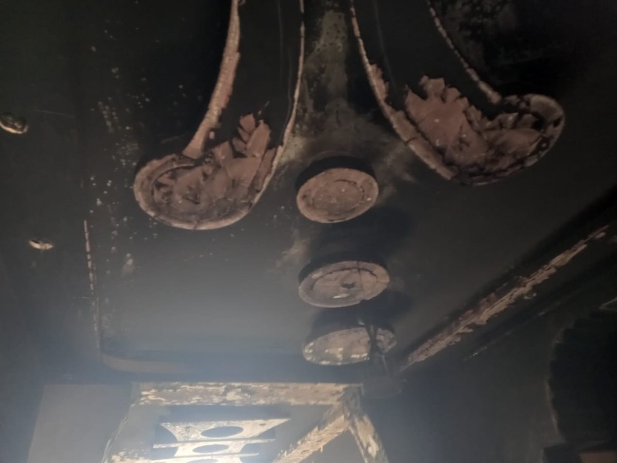 السيطرة على حريق نشب في شقة سكنية 