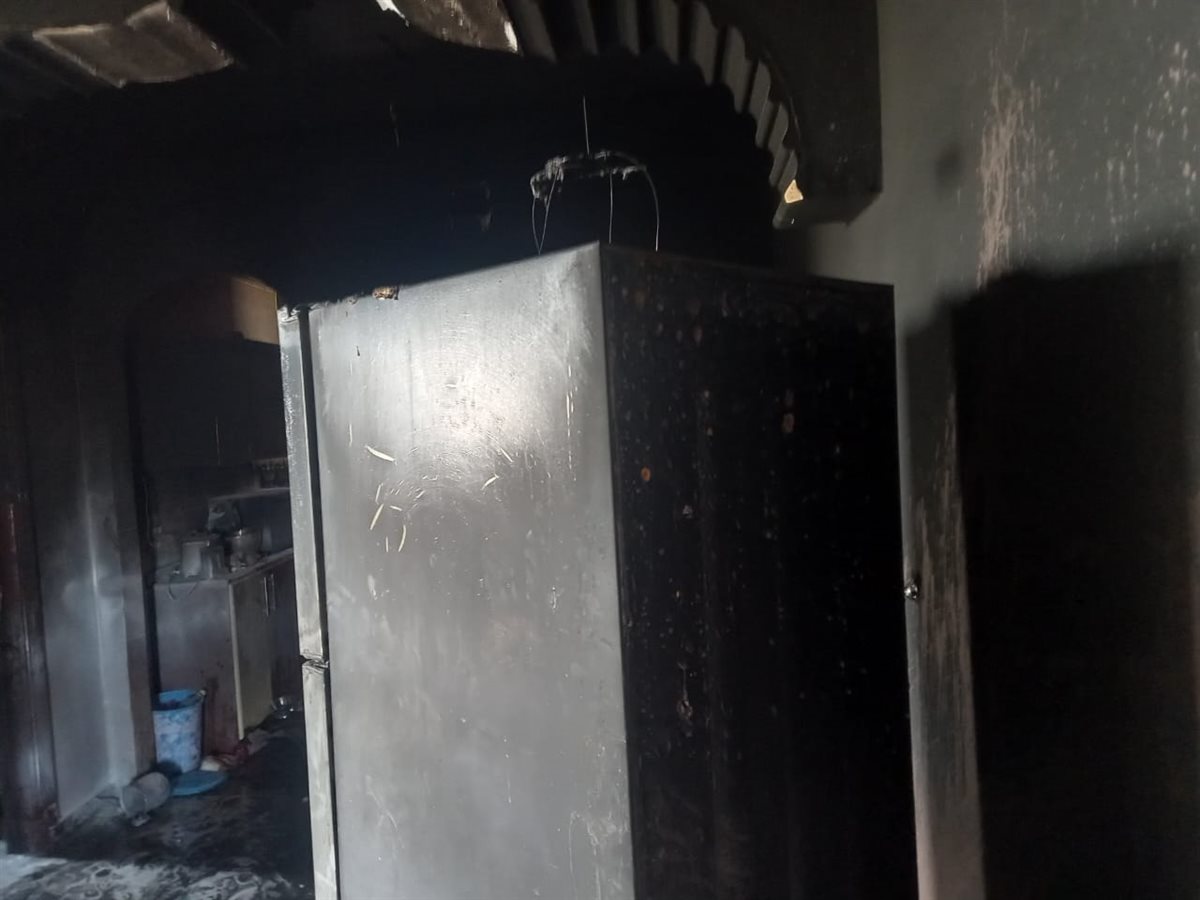 السيطرة على حريق نشب في شقة سكنية 