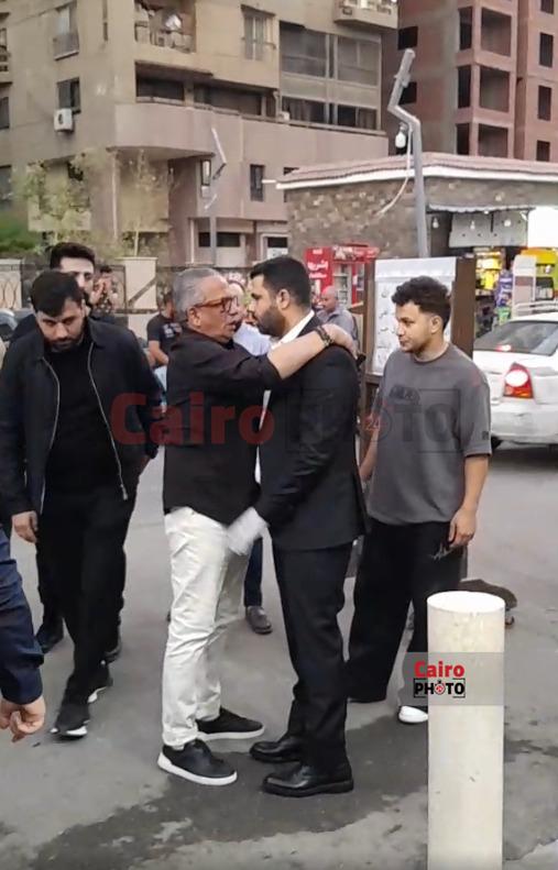 <strong>صور عزاء والد محمد طارق </strong>