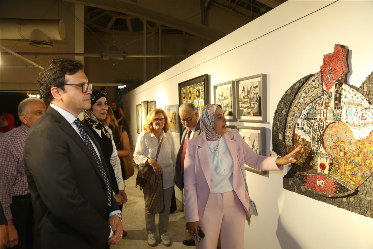 افتتاح المعرض